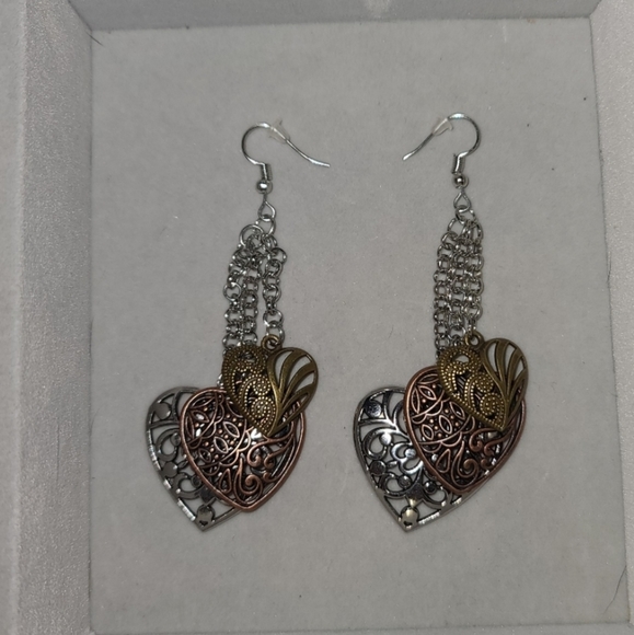 ALL JEWELRY 🥰 - Picture 8 of 9